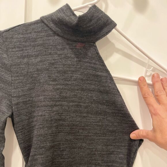 n: Philanthropy Revolve Electra Ruched One Sleeve Mini Dress In Charcoal.Size S - Picture 6 of 12